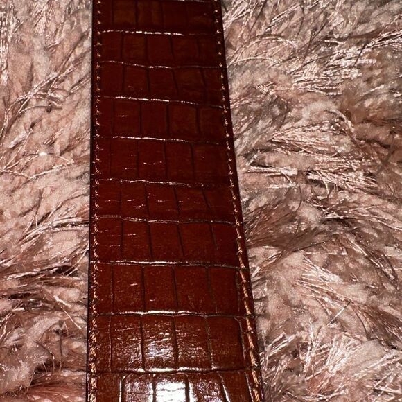 Donald J Pliner leather croc belt with bronze twist ornate buckle sz L main image 5